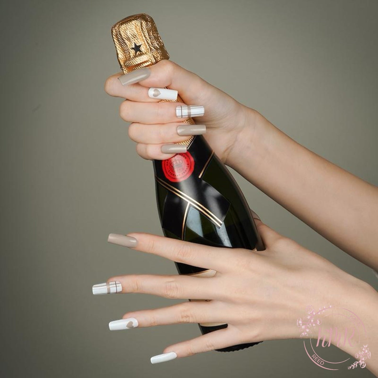 Arella Nail Wrap