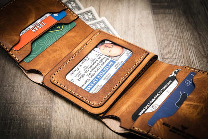Badge Trifold Wallet - Saddle Tan