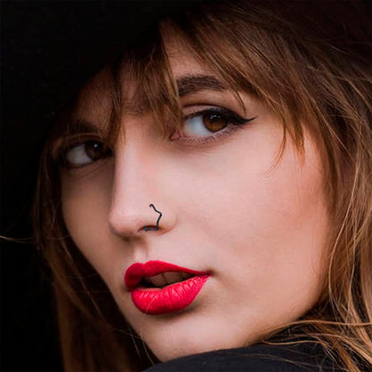 20G Seamless Hollow Star Nose Hoop Surgical Steel