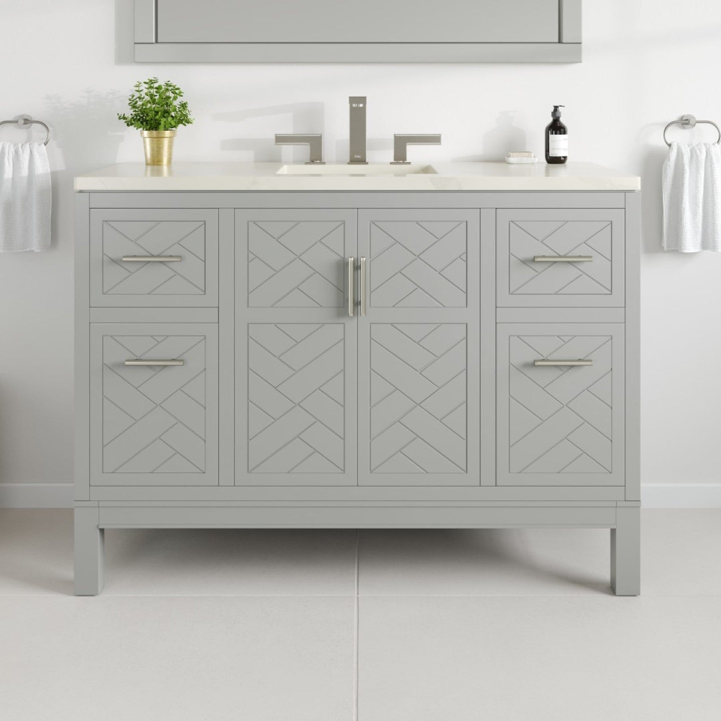 Eviva Cambridge 24 in. Gray Single Sink Bath Vanity with Quartz Top and Undermount Porcelain Sink (24"-60")
