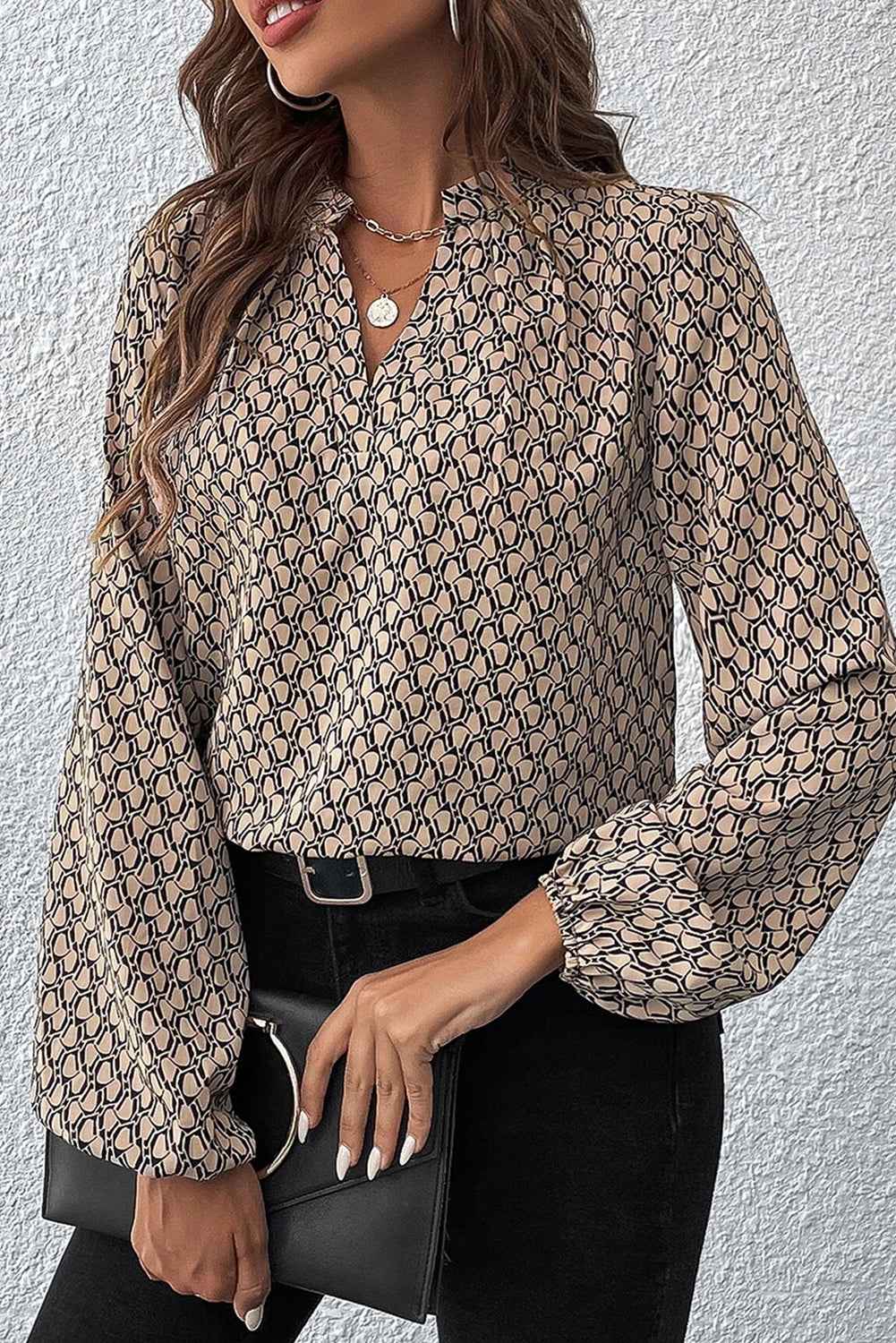 Green Geometric Print Blouse with Notched Neck and Long Sleeves