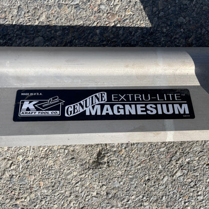 KRAFT TOOL CO. Extru-Lite Magnesium Paver 123.5” handle 144” x 4.5” screed CC291