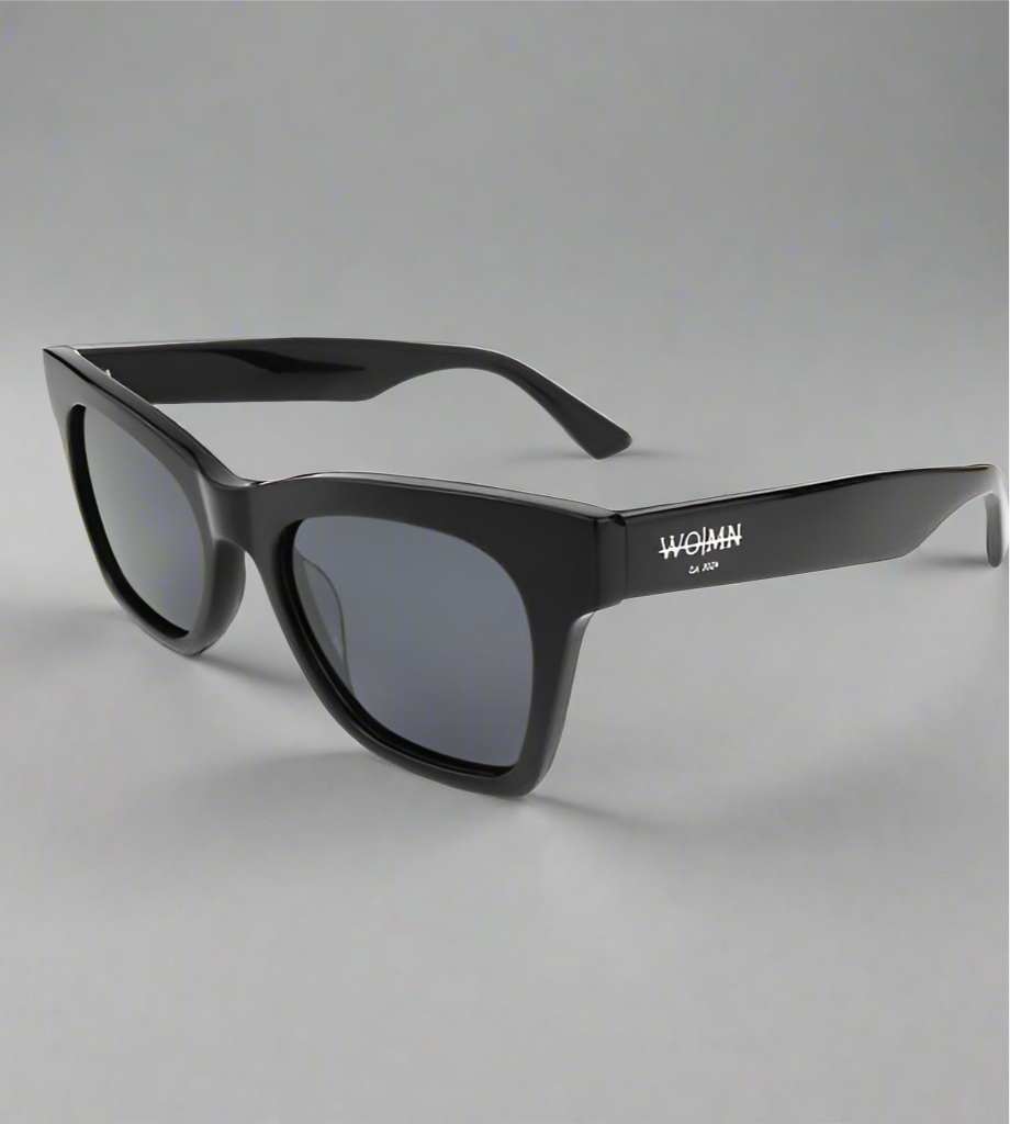 WO|MN Bold and sleek high quality square acetate frame sunglasses- black