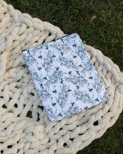 Meaggie Moos - Book / Tablet Sleeve | Ivory Swords