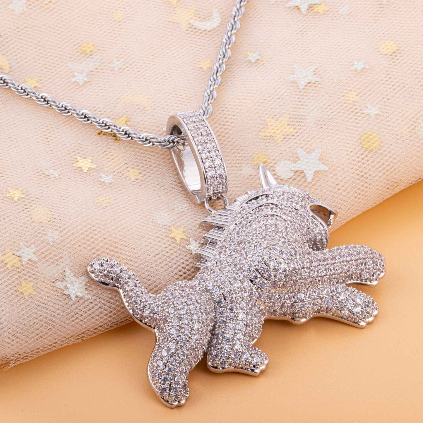 Hip Hop Leopard Pendant Necklace with Full Zircon for Men - Stylish Jewelry for Trendsetters