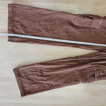 tinceltown Size 1 Cotton Corduroy Low-Rise Cargo Jeans - Pecan