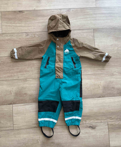 Rain suit- waterproof and reflective