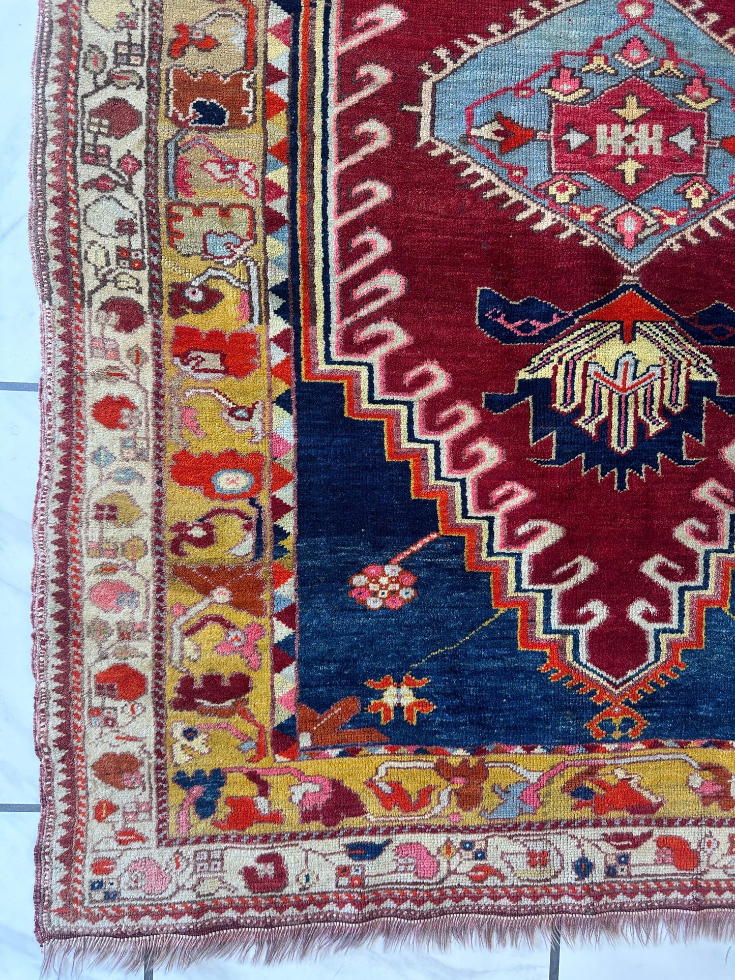 Hand-Knotted Antique Turkish Melas Wool Rug – 4'3" x 5'11" – Vibrant Geometric Motifs