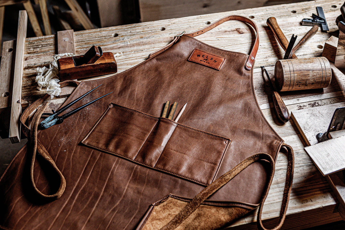 LEATHER APRON