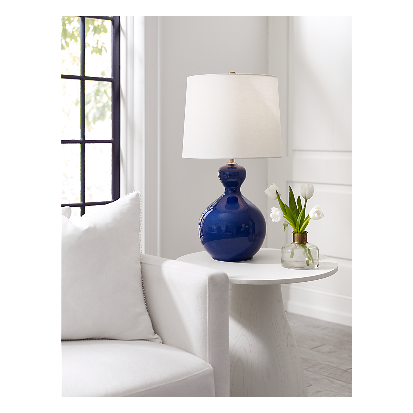 Antonina Medium Table Lamp