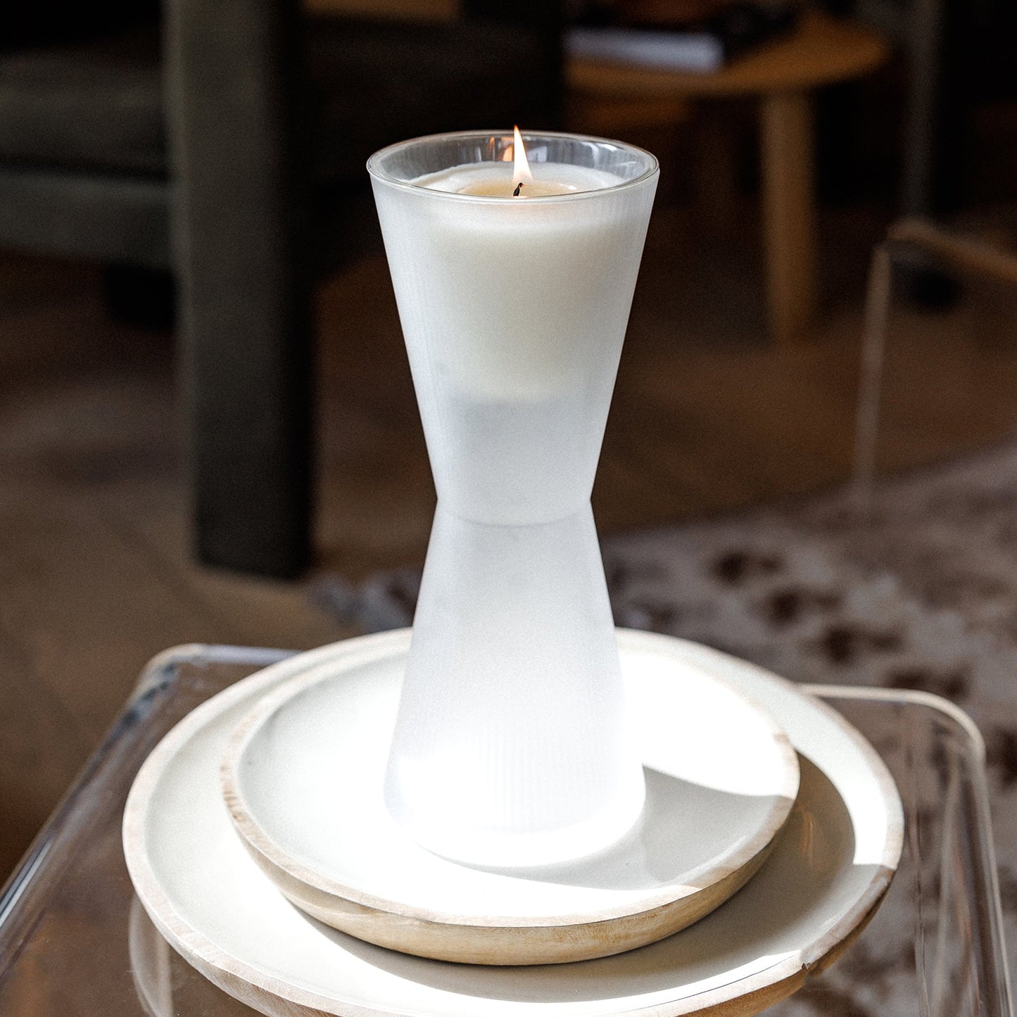 AIZ Candle - Cedar & Black Cherry