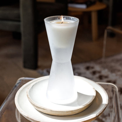 AIZ Candle - Oud & Bergamot