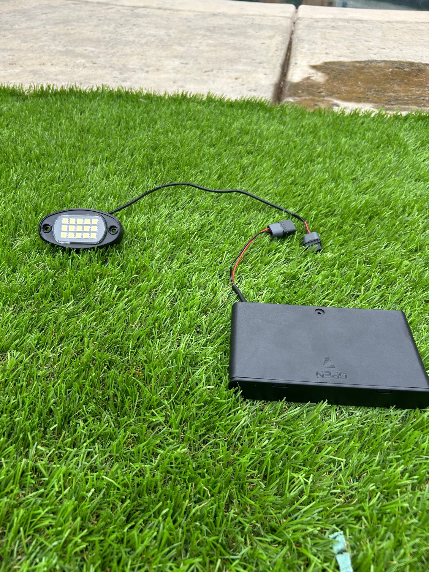 Budget battery rock light v2