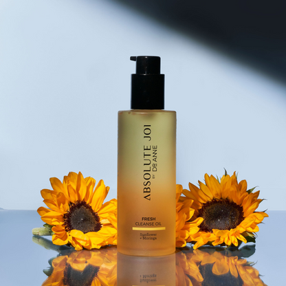 Cleansing Oil with Sunflower & Moringa