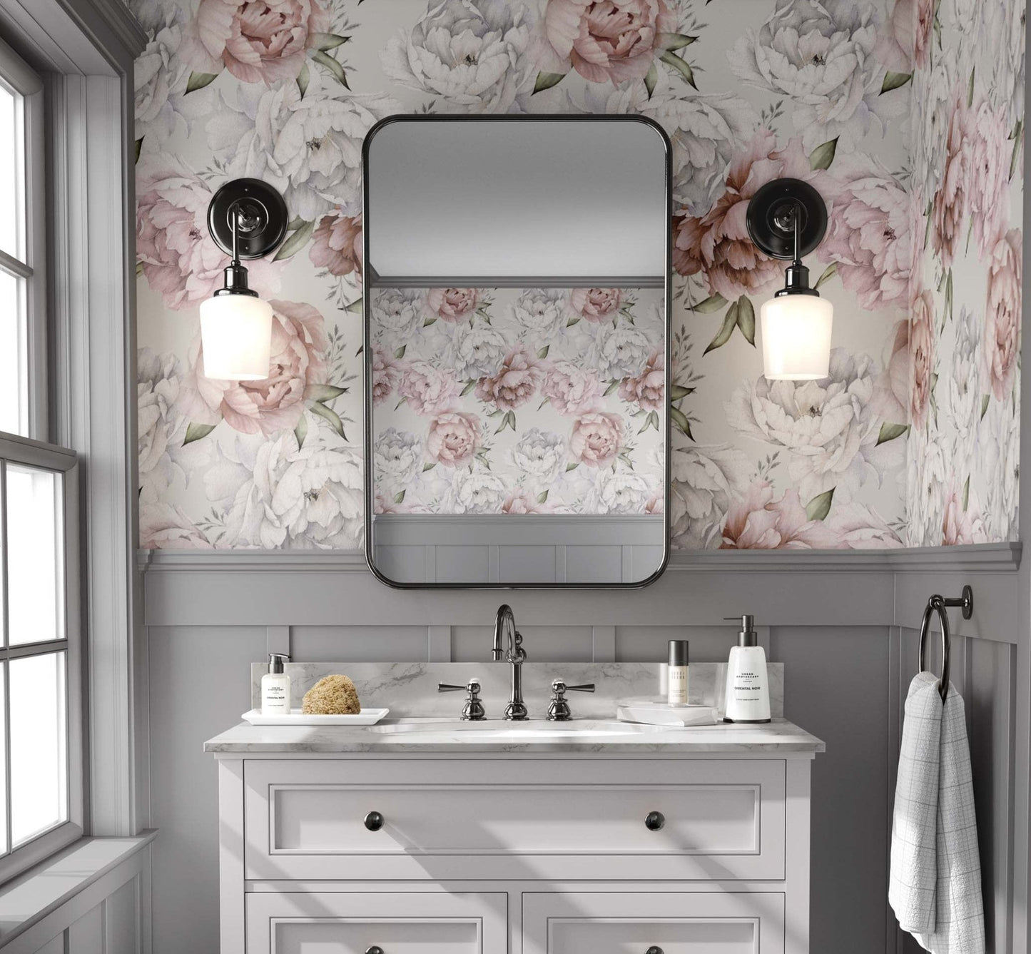 Big peonies bathroom wallpaper | Kitchen + Metal