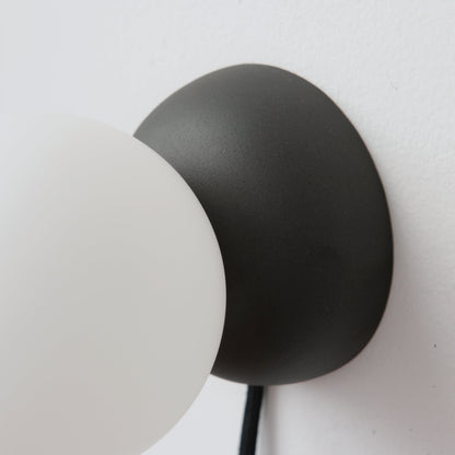 Monroe Sconce