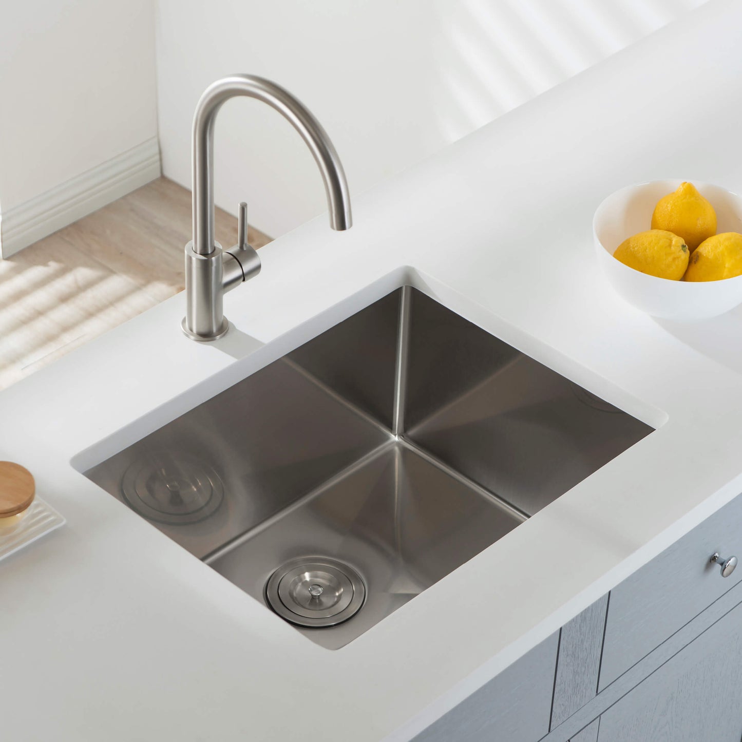 23" Handcrafted Undermount Single Bowl 16 gauge Stainless Steel Kitchen Sink