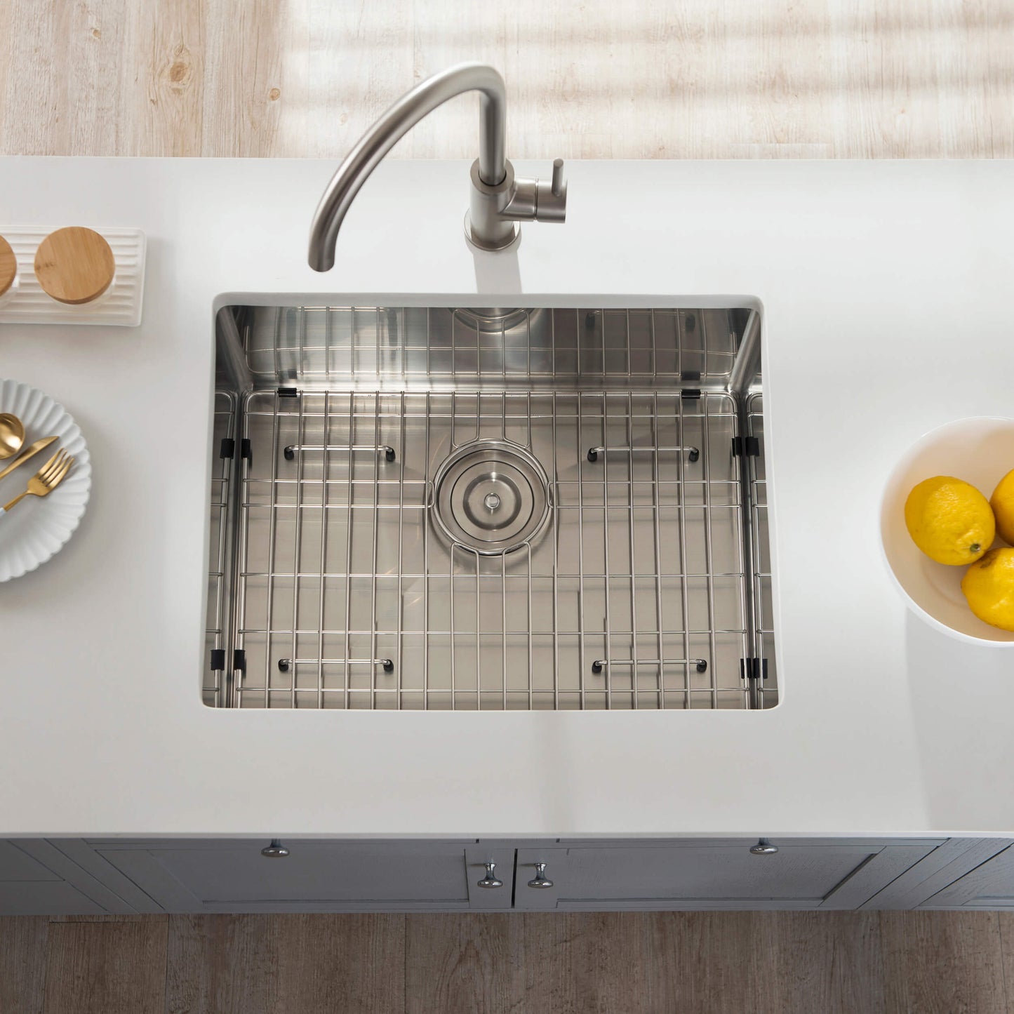 23" Handcrafted Undermount Single Bowl 16 gauge Stainless Steel Kitchen Sink
