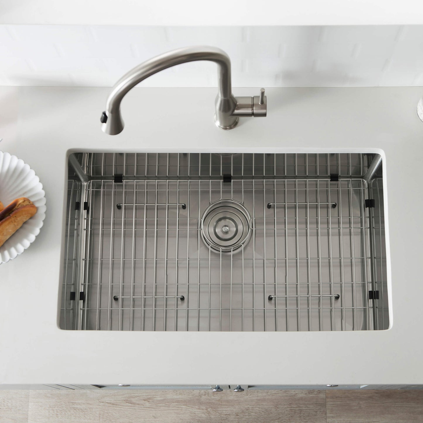 30" Handcrafted Undermount Single Bowl 16 gauge Stainless Steel Kitchen Sink