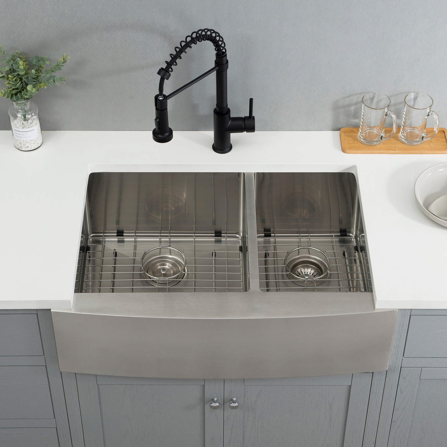 33" Handcrafted Farmhouse Apron Double Bowl Stainless Steel Kitchen Sink