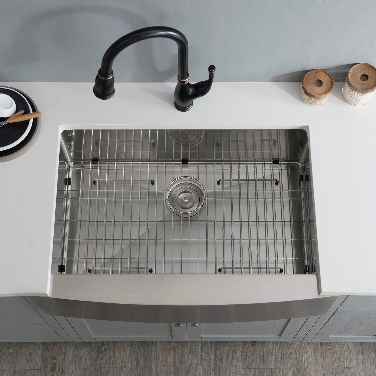 33" Handcrafted Farmhouse Apron Single Bowl Stainless Steel Kitchen Sink