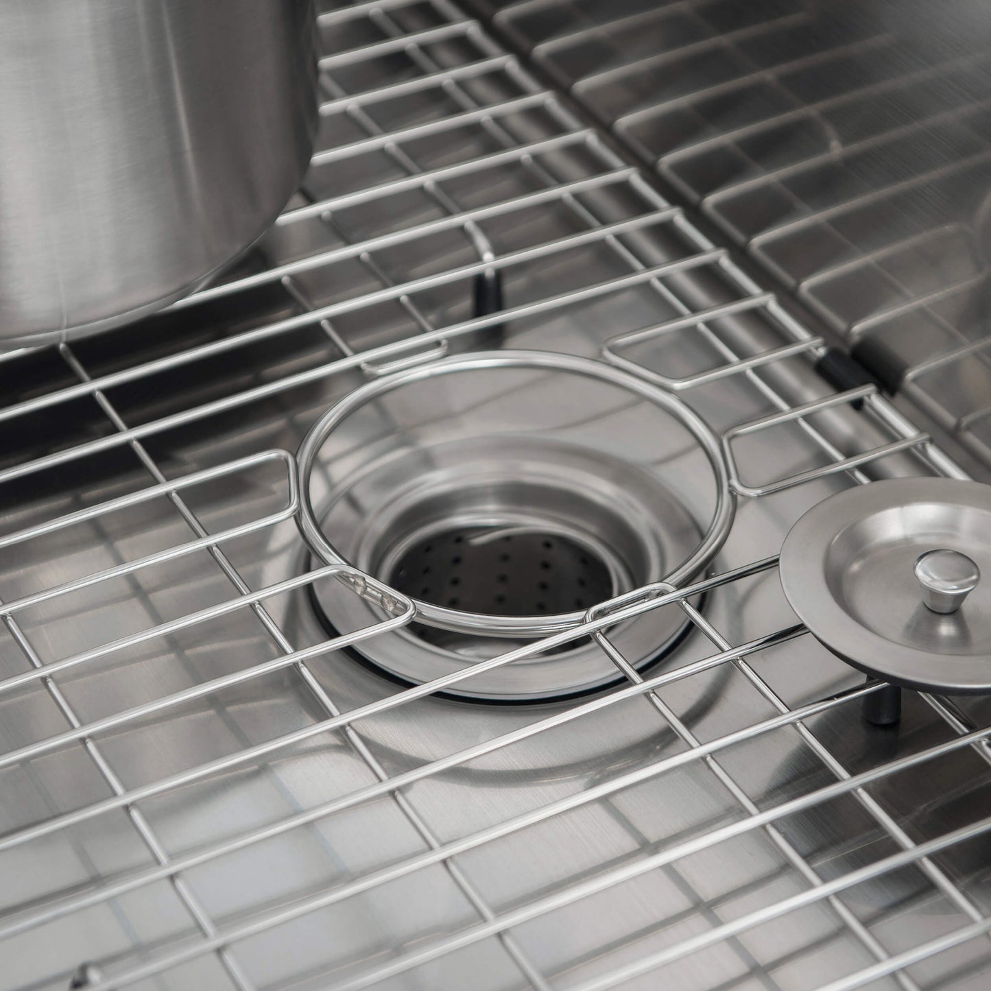 33" Undermount Single Bowl Stainless Steel Workstation Sink