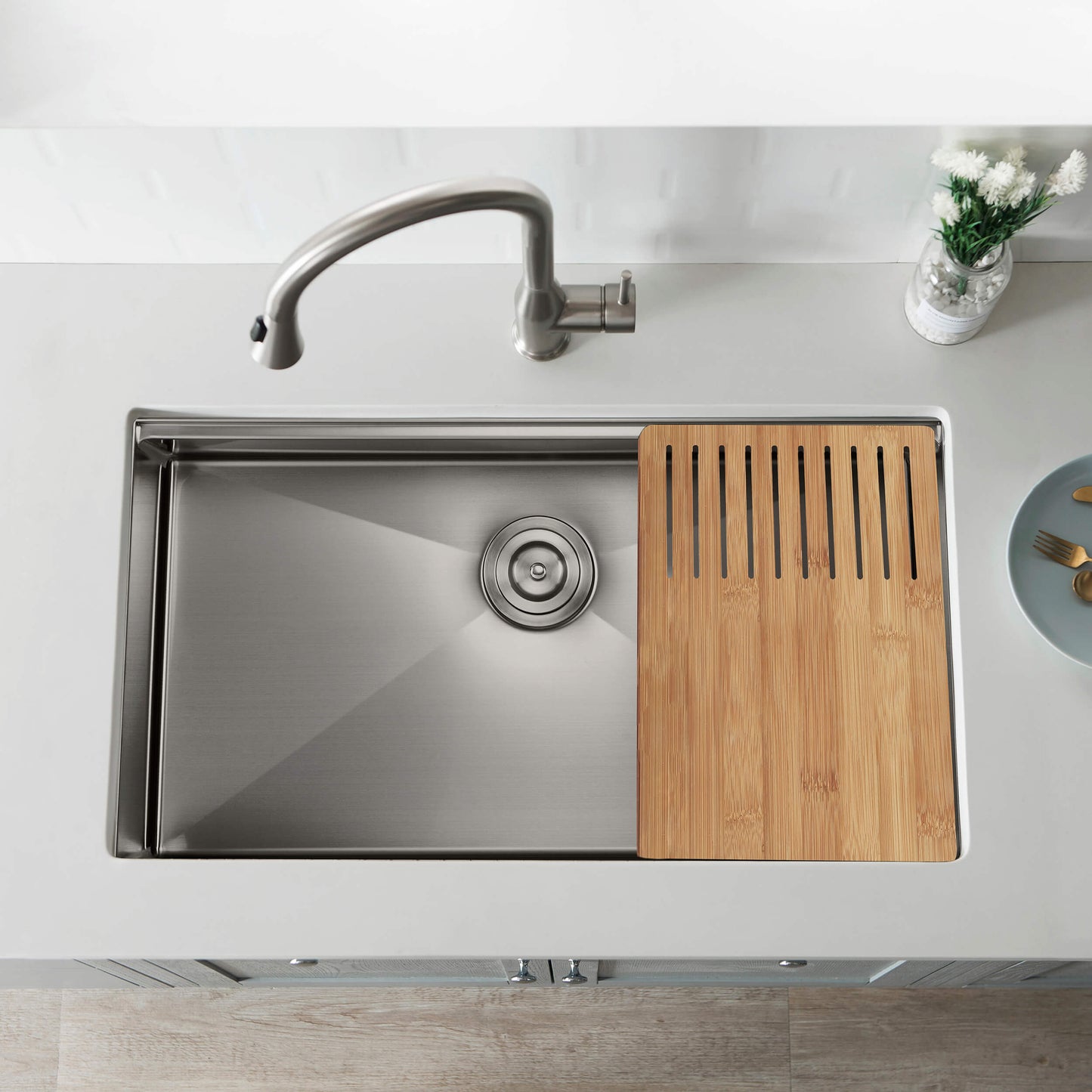 33" Handcrafted 316 Marine Grade Stainless Steel 16 Gauge Single Bowl Workstation Undermount Kitchen Sink