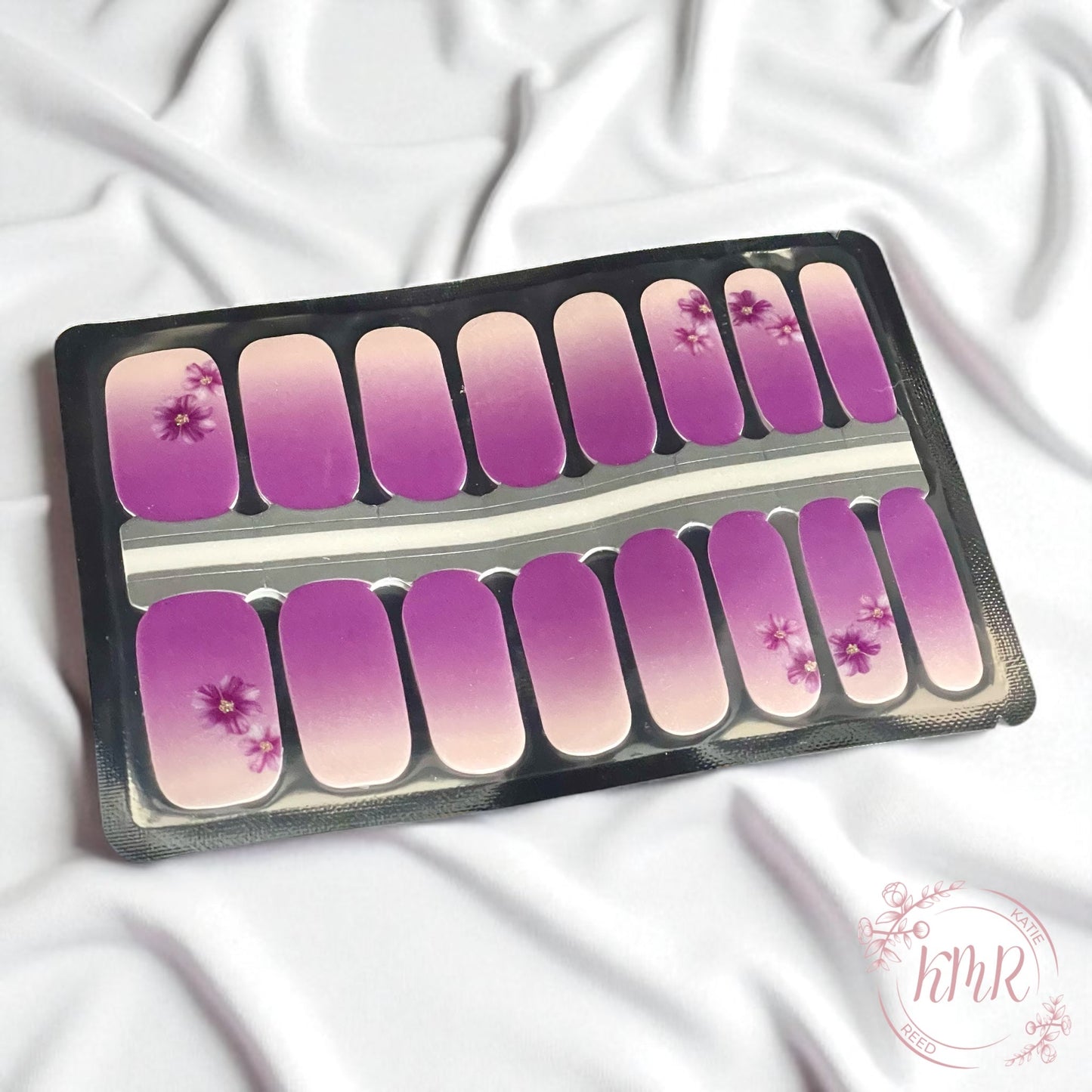 Lydia Nail Wrap