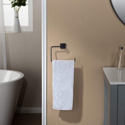 Quadra 4-Piece Bathroom Hardware Set 1