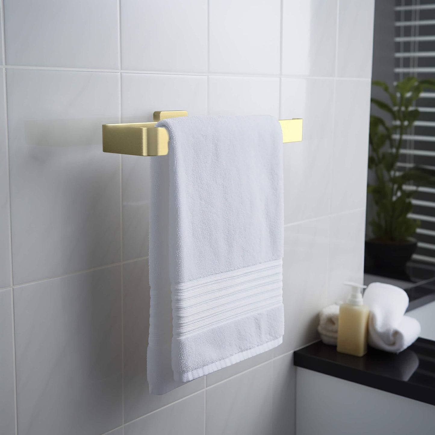 Fusion 4 Piece Bathroom Hardware Set 2