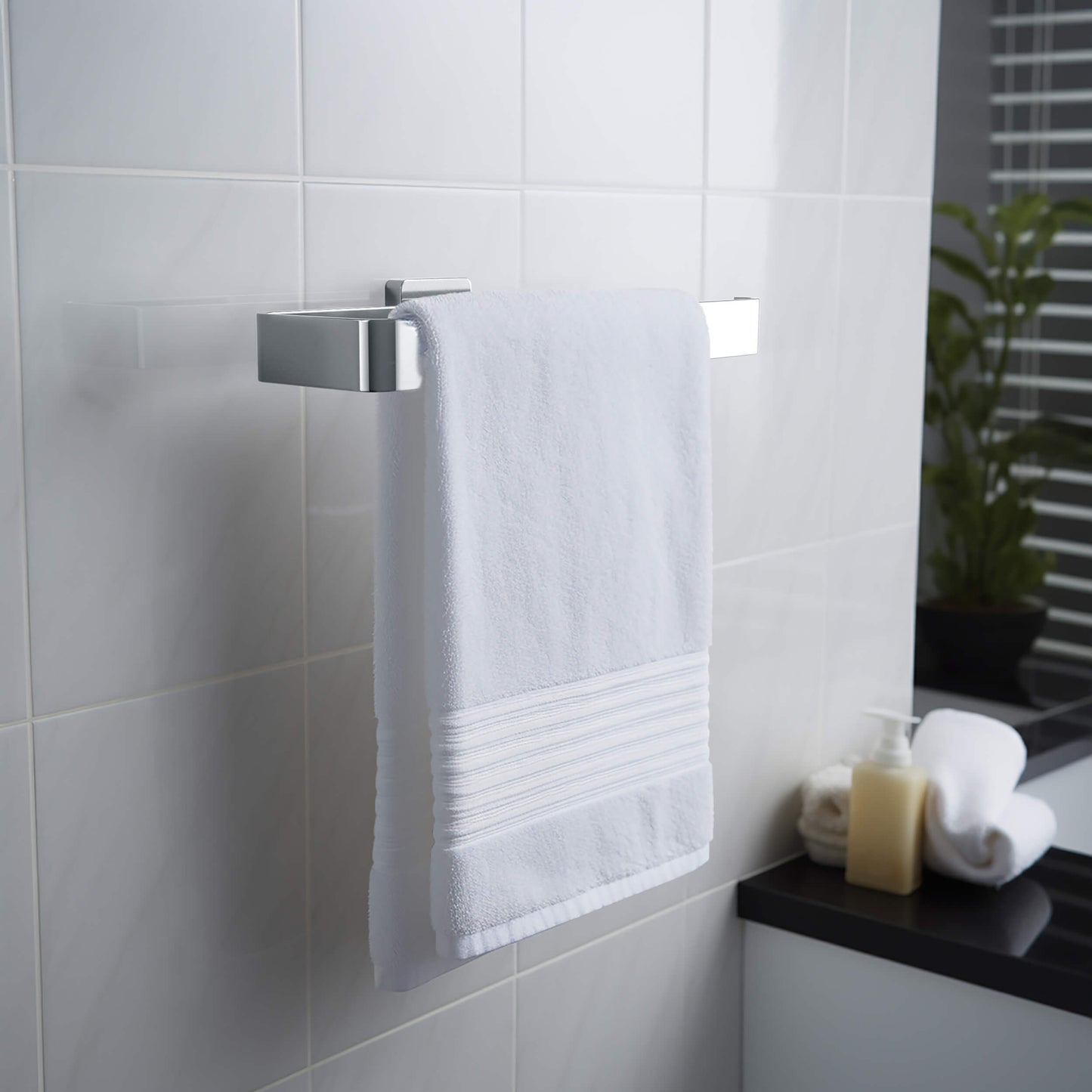 Fusion 4 Piece Bathroom Hardware Set 2
