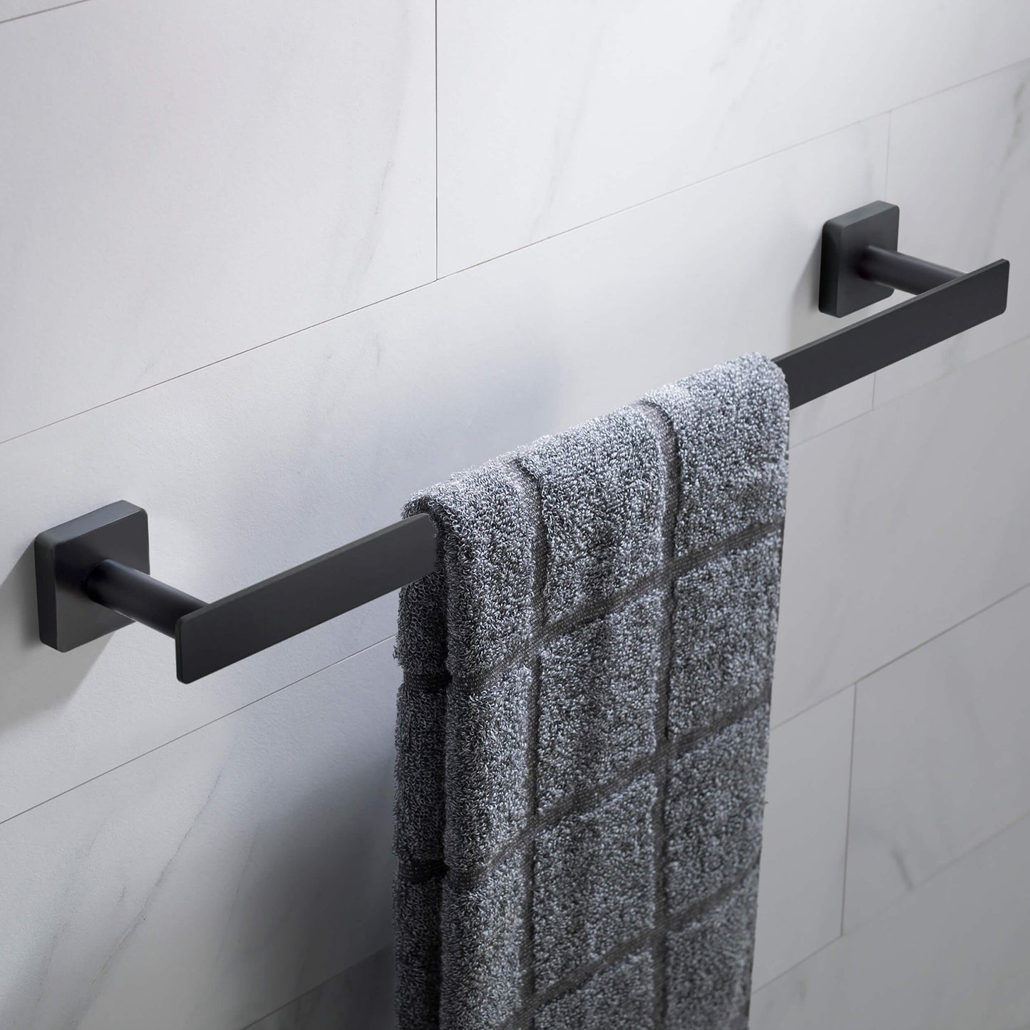 Fusion 18 inch Bathroom Towel Bar
