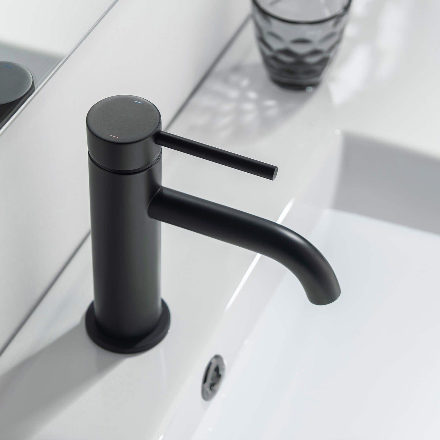 Halo Single Handle Bathroom Vanity Sink Faucet with Pop Up Drain