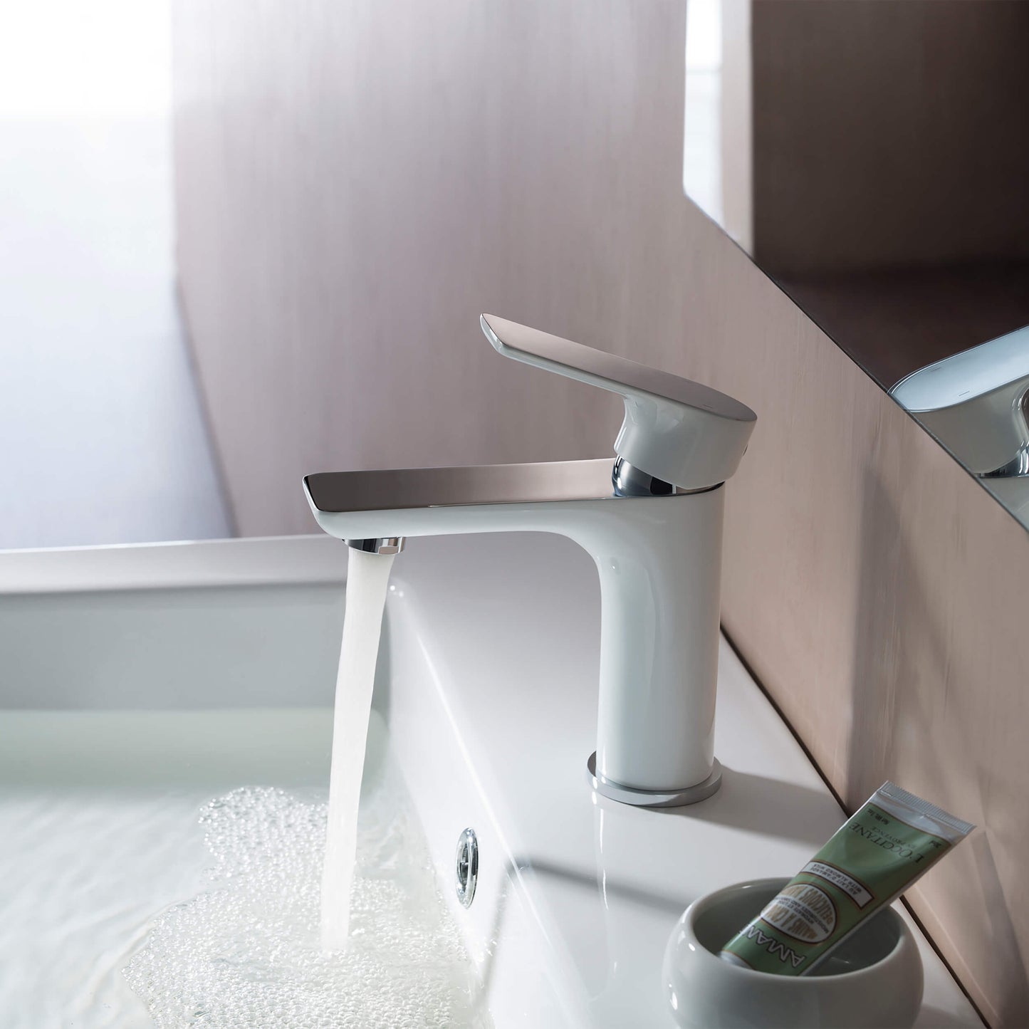 Austin Single Handle Bathroom Vanity Sink Faucet with Pop Up Drain