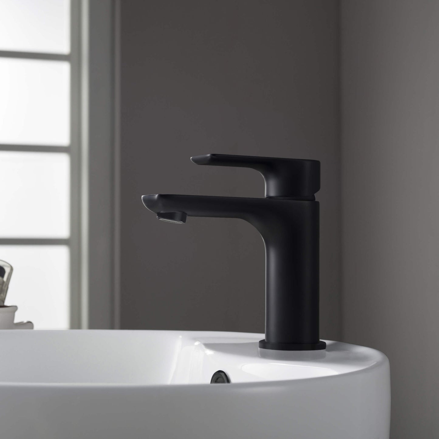 Austin Single Handle Bathroom Vanity Sink Faucet with Pop Up Drain