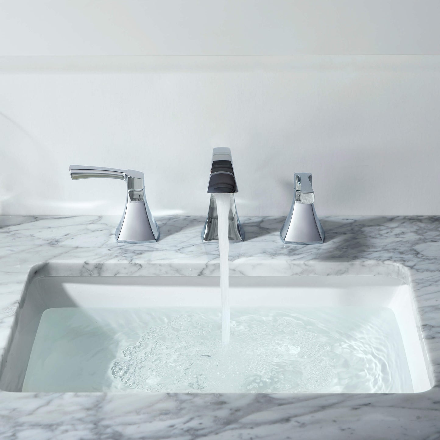 Vermont 8" Widespread Bathroom Sink Faucet with Drain Assembly