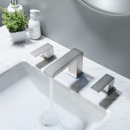Quadra 8" Widespread Bathroom Sink Faucet with Drain Assembly