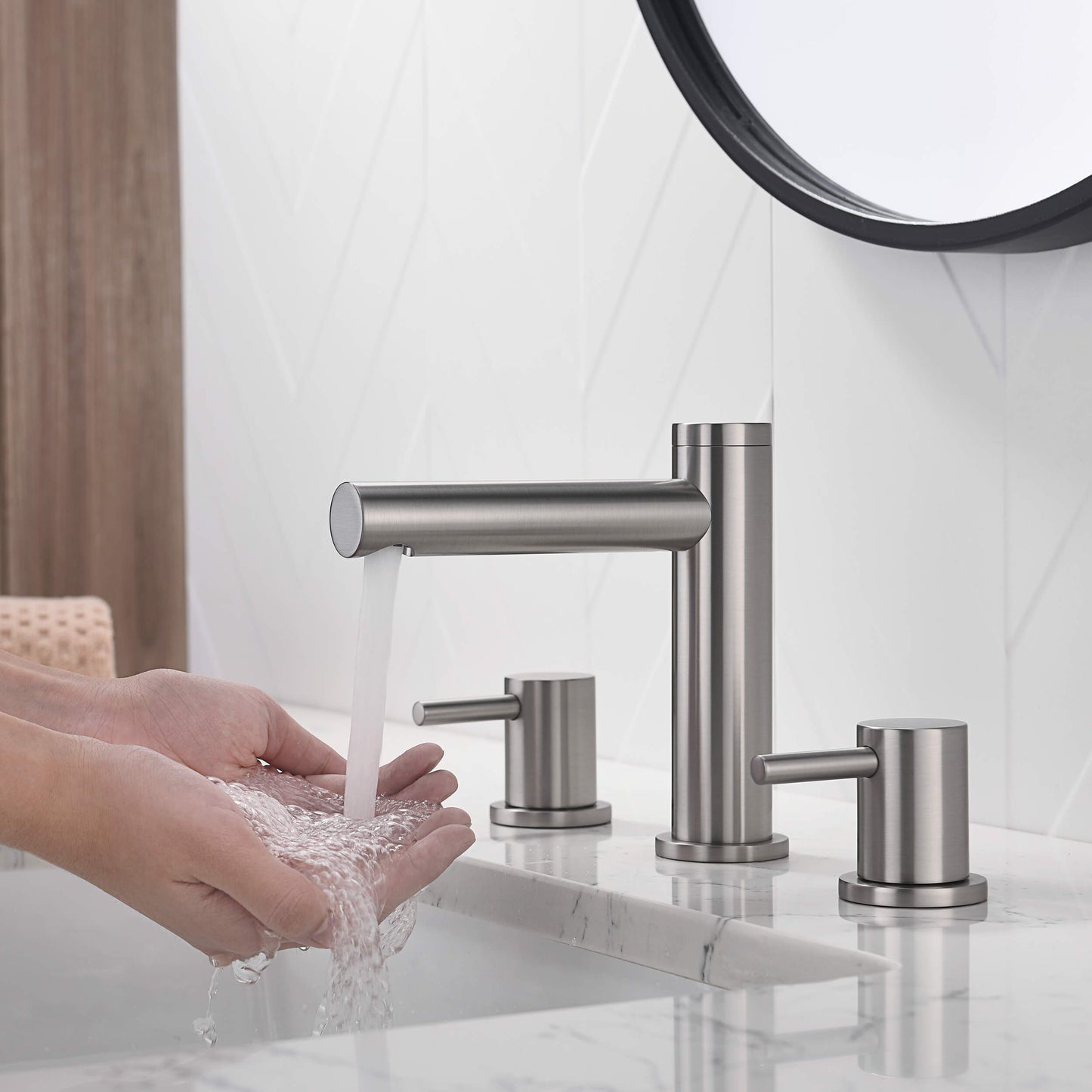 Halo 8" Widespread Bathroom Sink Faucet with Drain Assembly