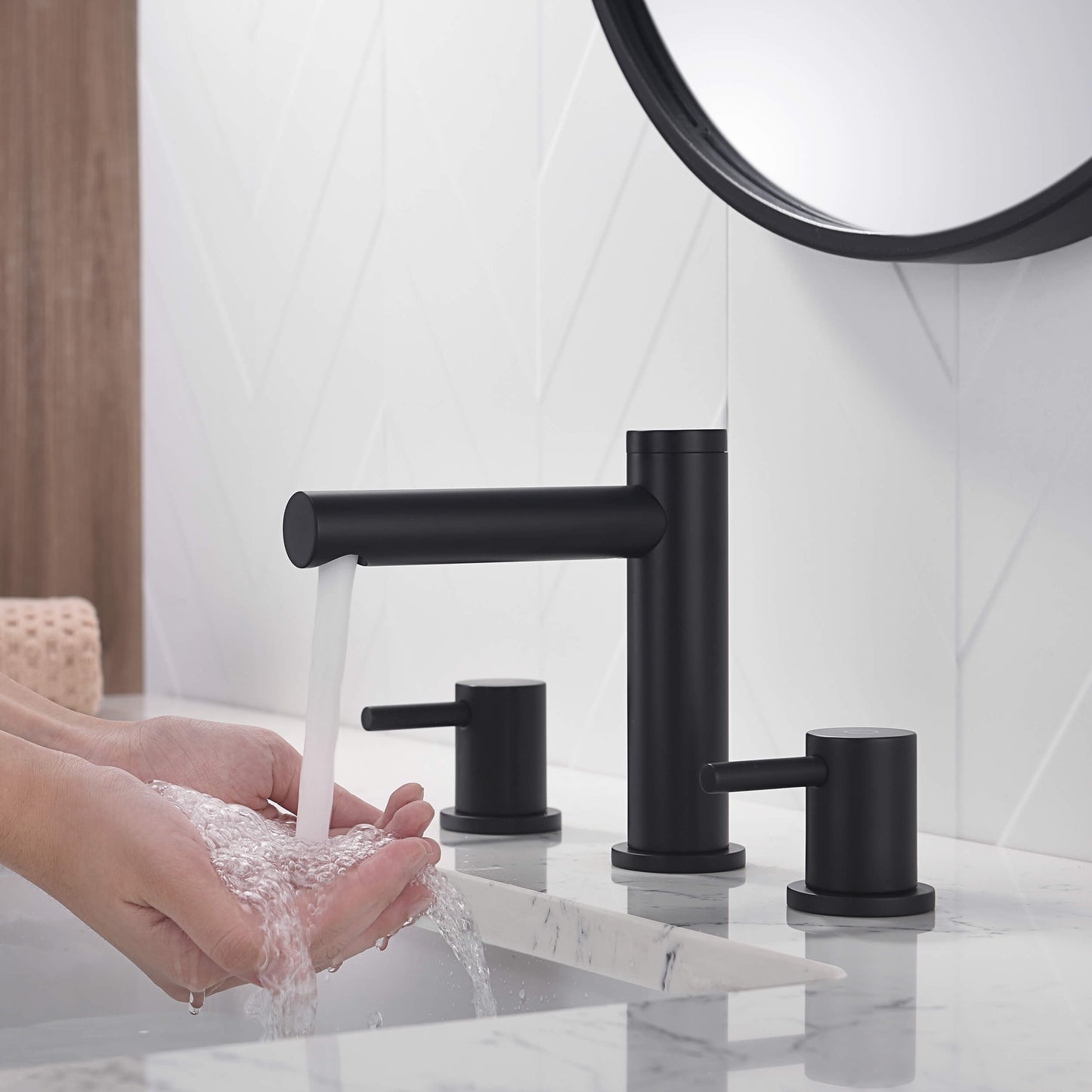 Halo 8" Widespread Bathroom Sink Faucet with Drain Assembly