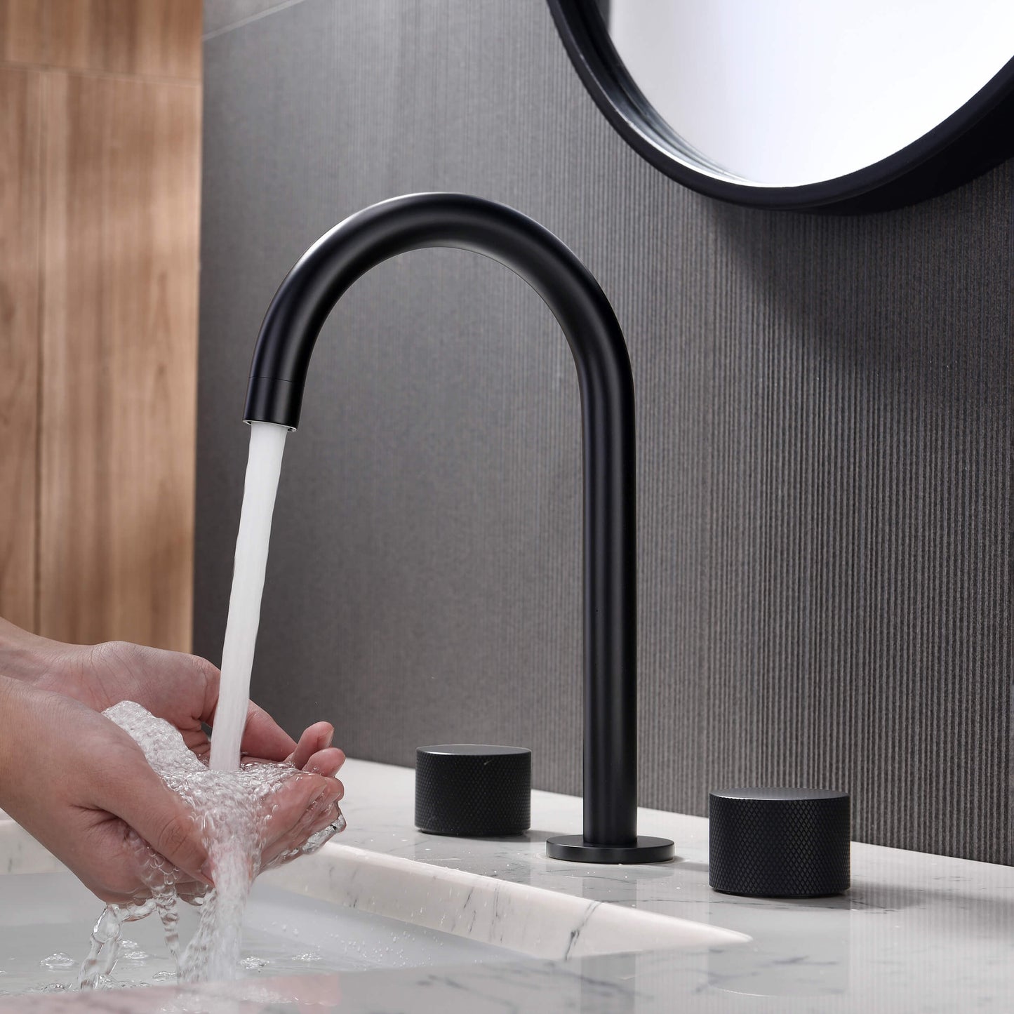 Verona 8" Widespread Bathroom Sink Faucet with Drain Assembly
