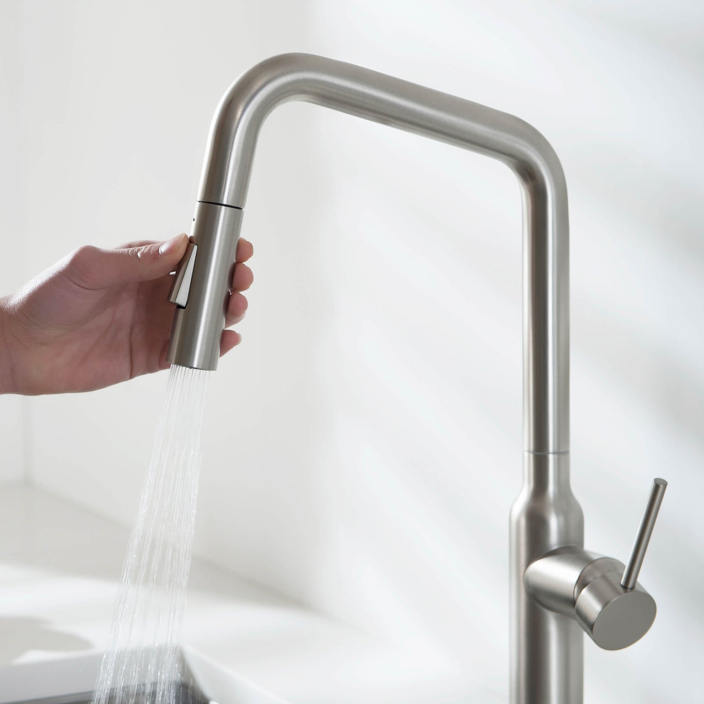 Tampa Single Handle Pull Down Kitchen Sink Faucet