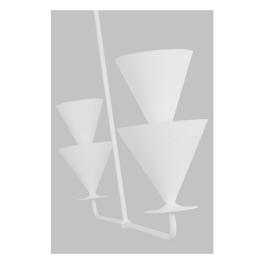 Cornet Medium Linear Chandelier
