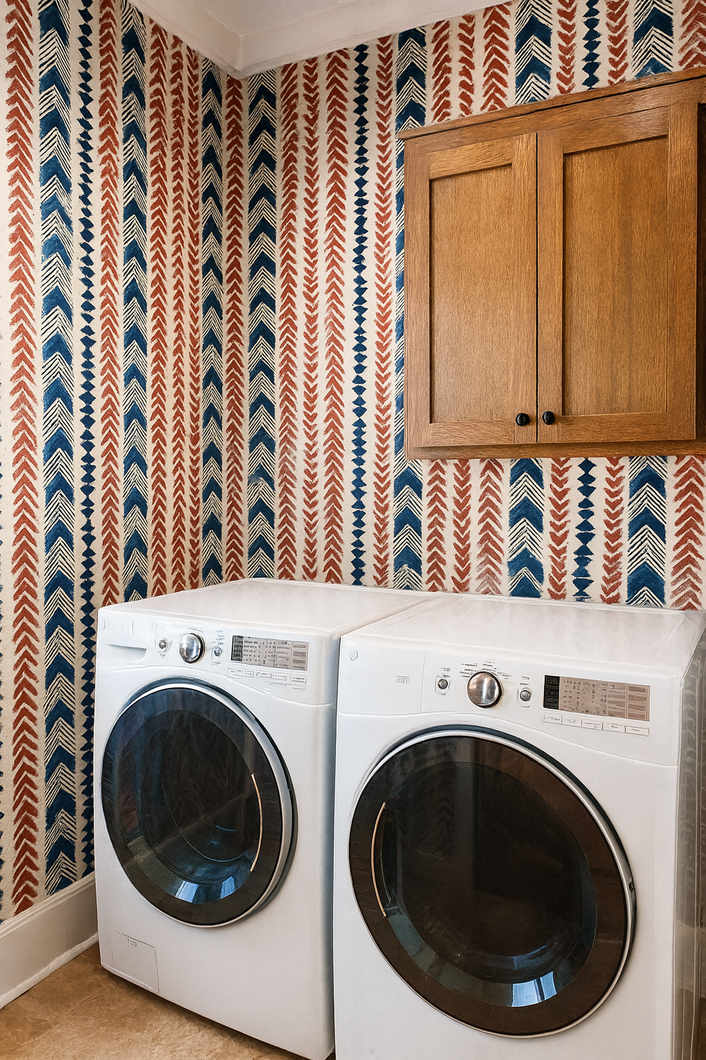 Nomad’s Chevron Chant Wallpaper