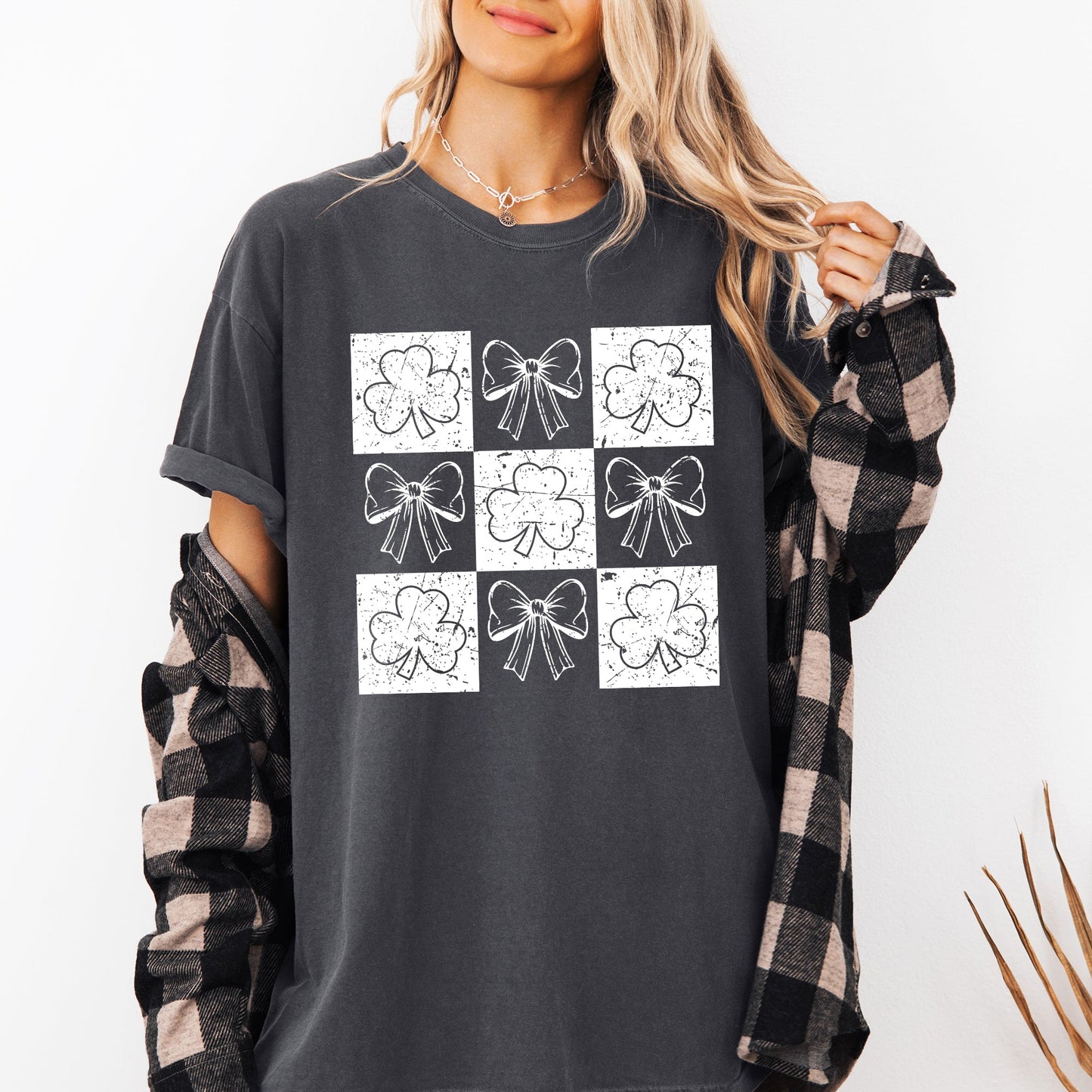 Checkered, Retro, Ribbon, Bows, St Patrick's Day, Shamrock, Clover, Lucky, Leprechaun Tshirt Comfort Colors T-Shirt