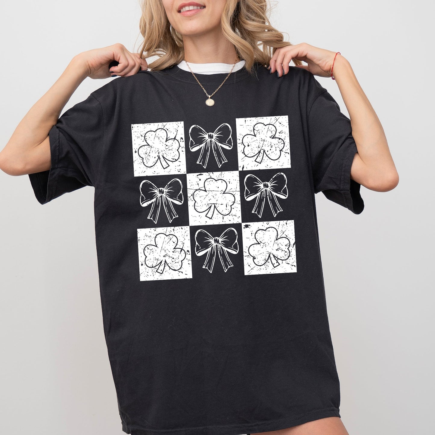 Checkered, Retro, Ribbon, Bows, St Patrick's Day, Shamrock, Clover, Lucky, Leprechaun Tshirt Comfort Colors T-Shirt