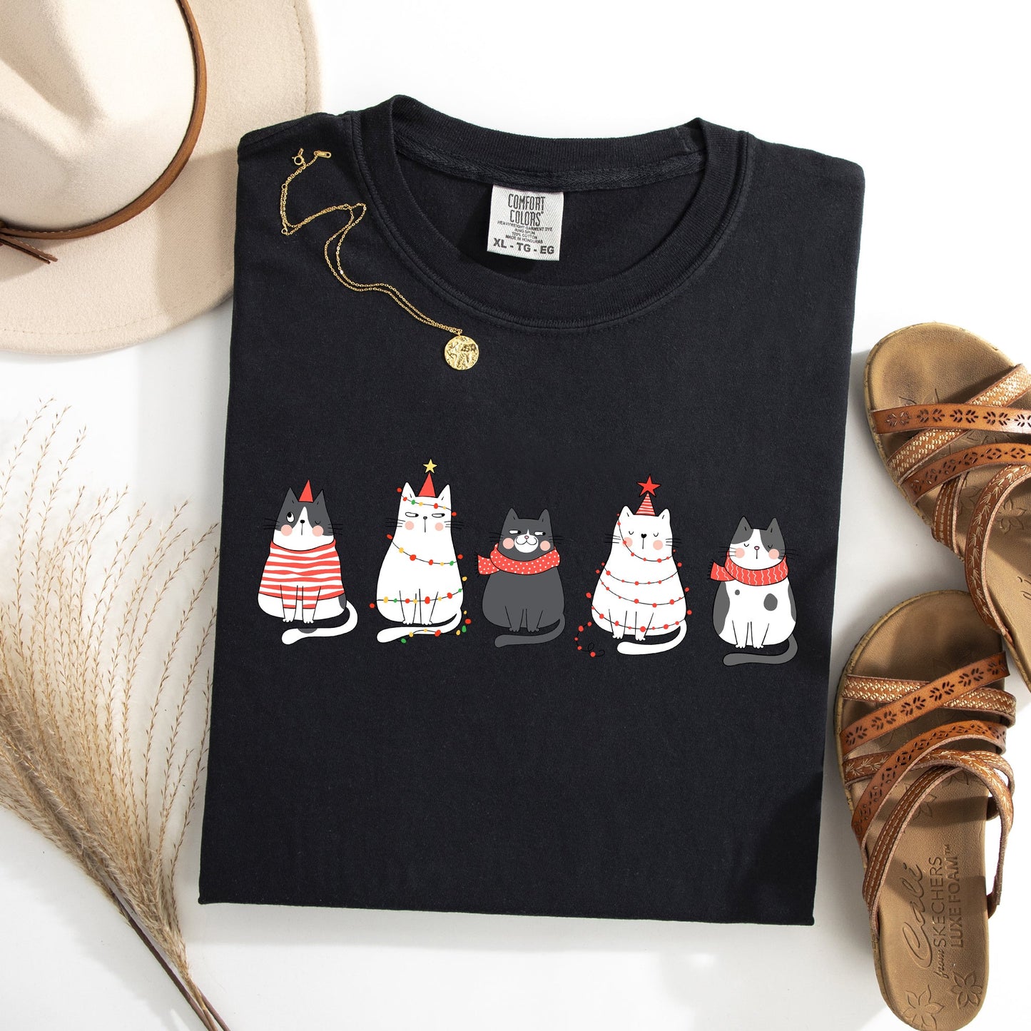 Christmas Cats, Kitties, Cat Lovers, Santa, Winter, Snow, Xmas Tshirt Comfort Colors T-Shirt