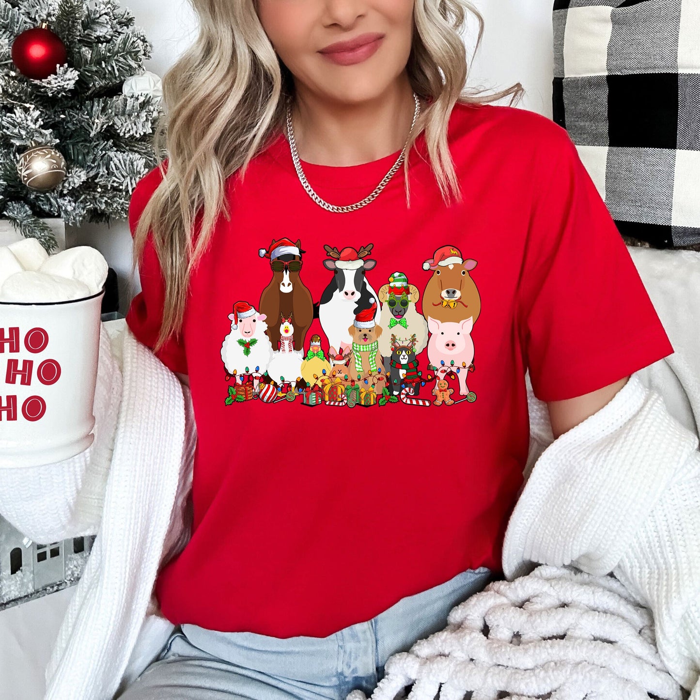 Christmas Farm Animals, Farm Life, Cow, Sheep, Horse, Chicken, Cat, Dog Super Soft Tees