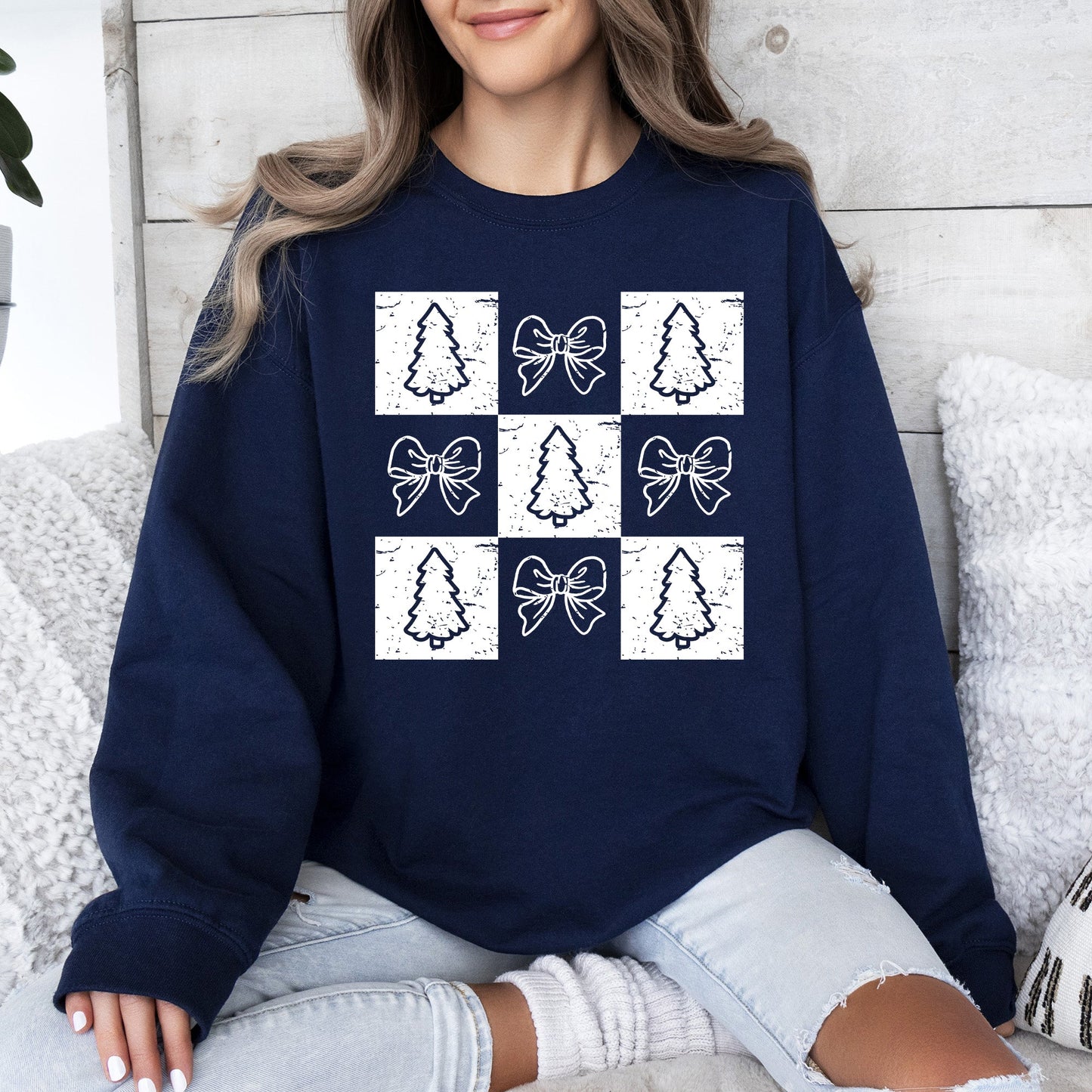Christmas, Checkered, Bows, Tree, Minimalist, Vintage Sweatshirt