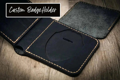 Badge Vertical Wallet - Chestnut