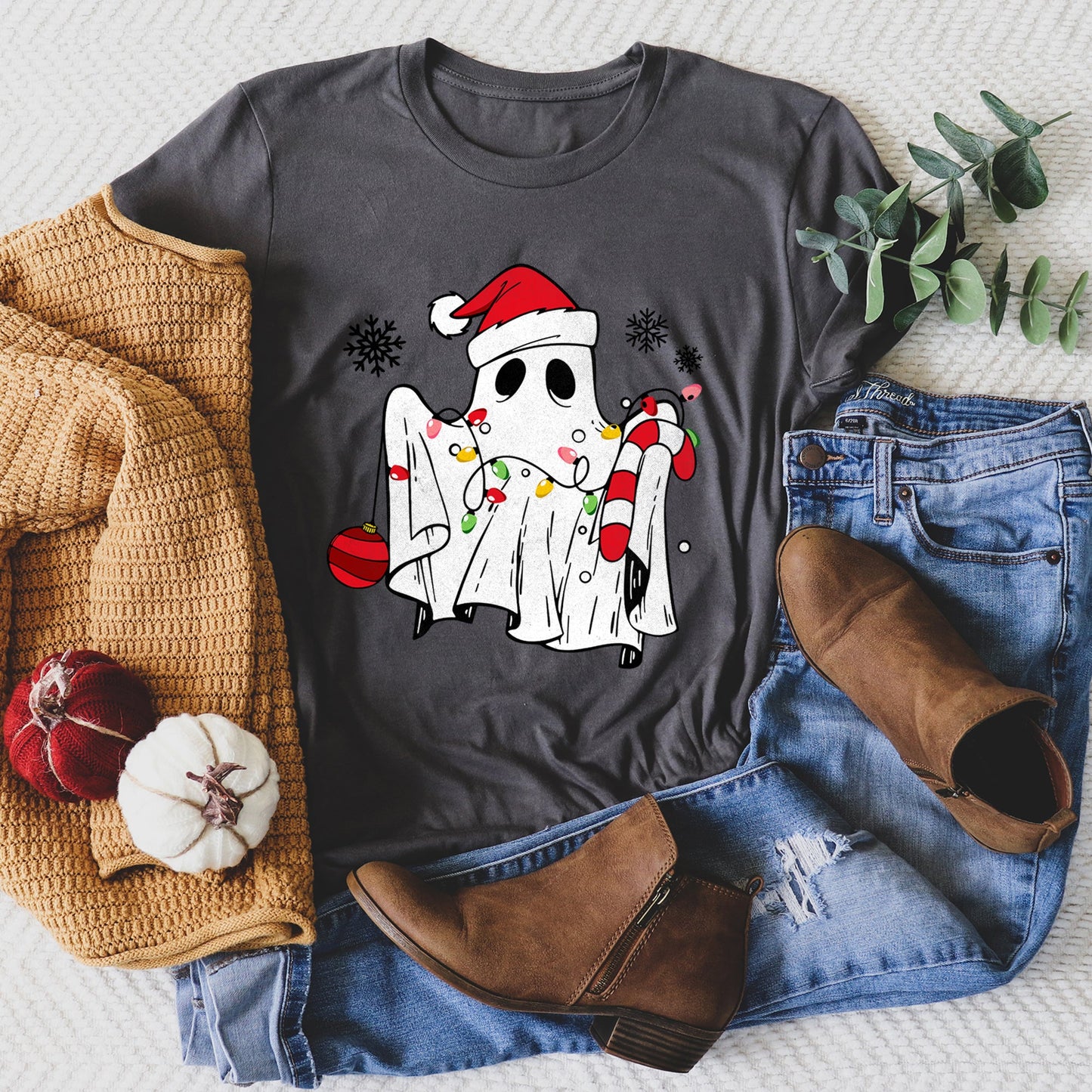 Cute-Ghost-Christmas Super Soft Tshirt